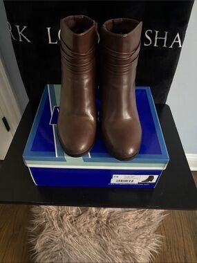 White Mountain Brown Leather Ankle Booties with Ruched Shaft